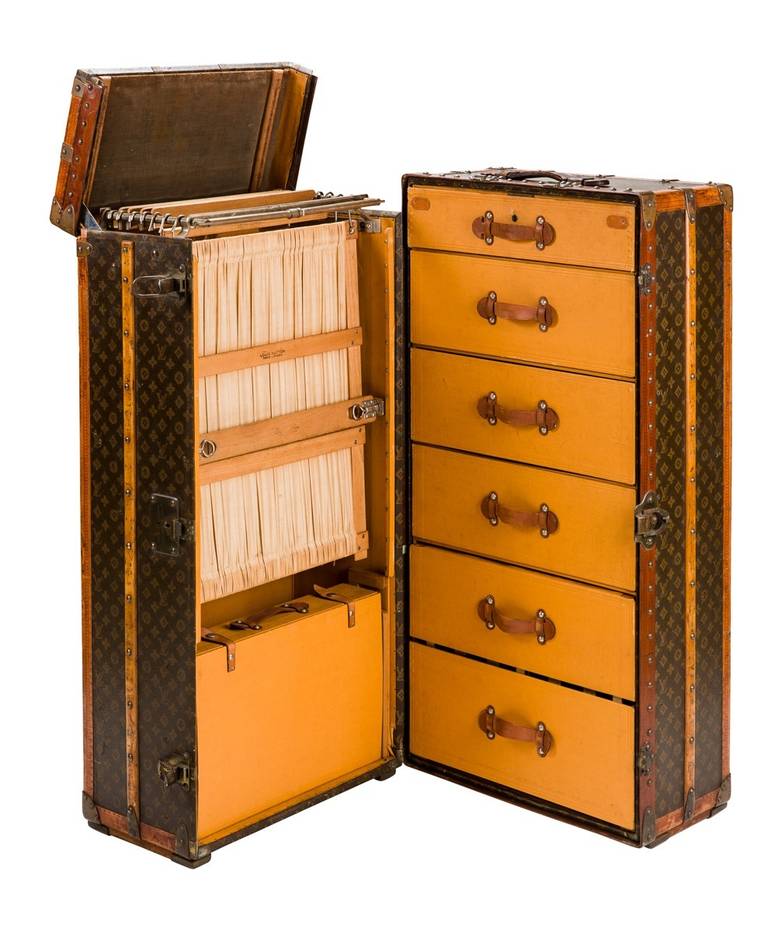 Louis Vuitton Monogram Canvas TopLoader Wardrobe Trunk For Sale at 1stdibs