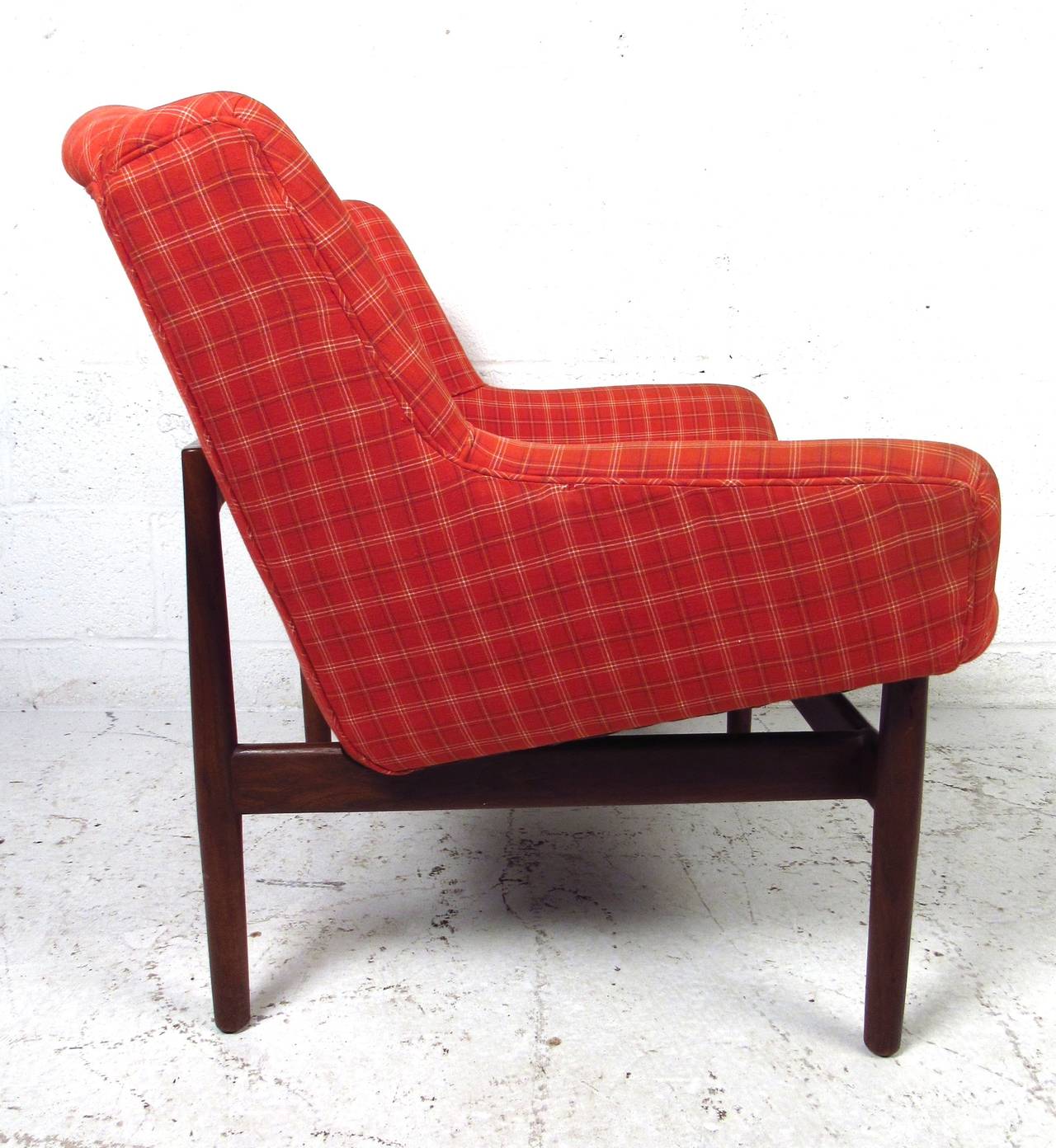 Small Modern Lounge Chair For Sale at 1stDibs