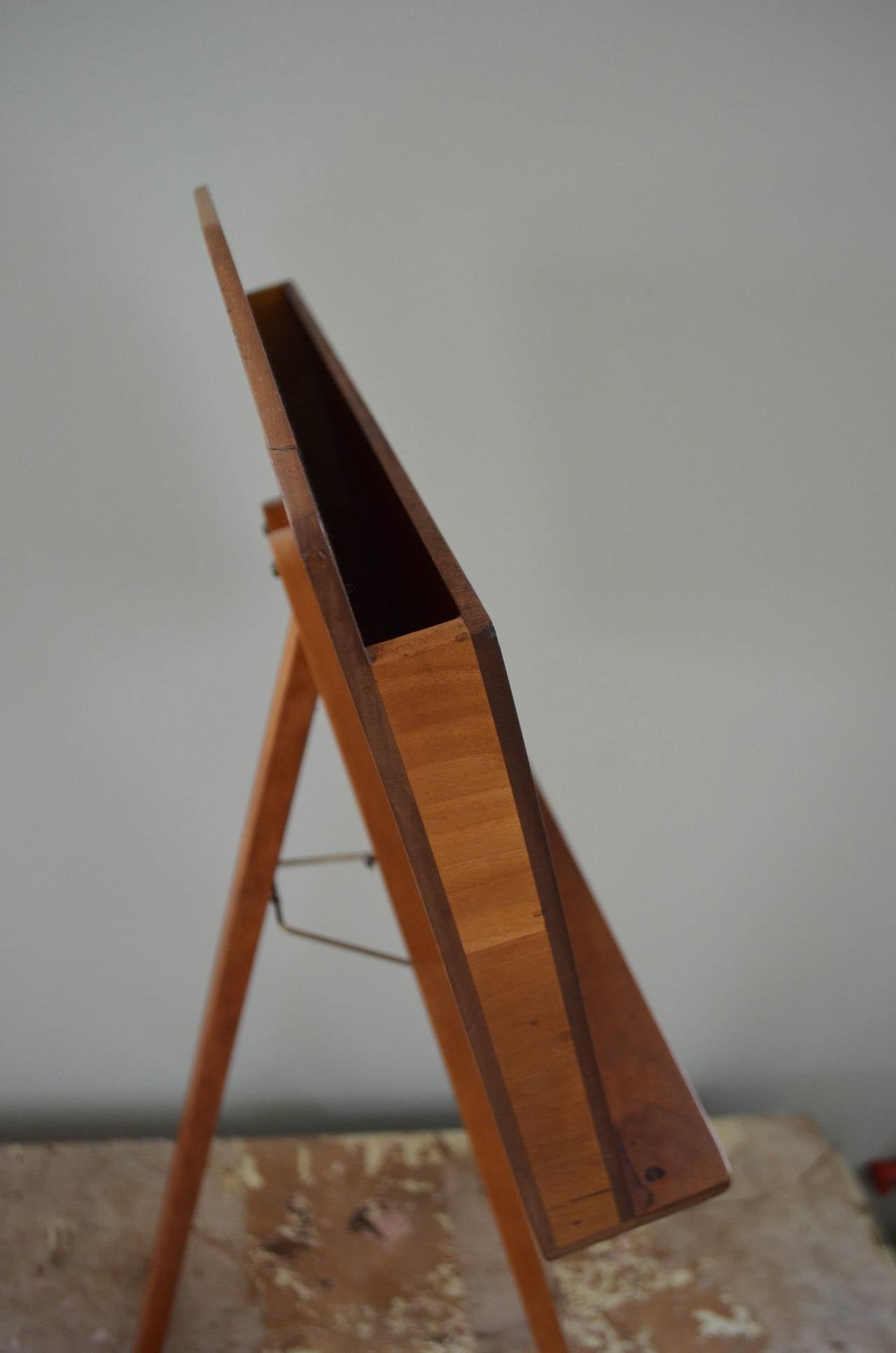 Midcentury Display Easel on Collapsible Stand at 1stDibs