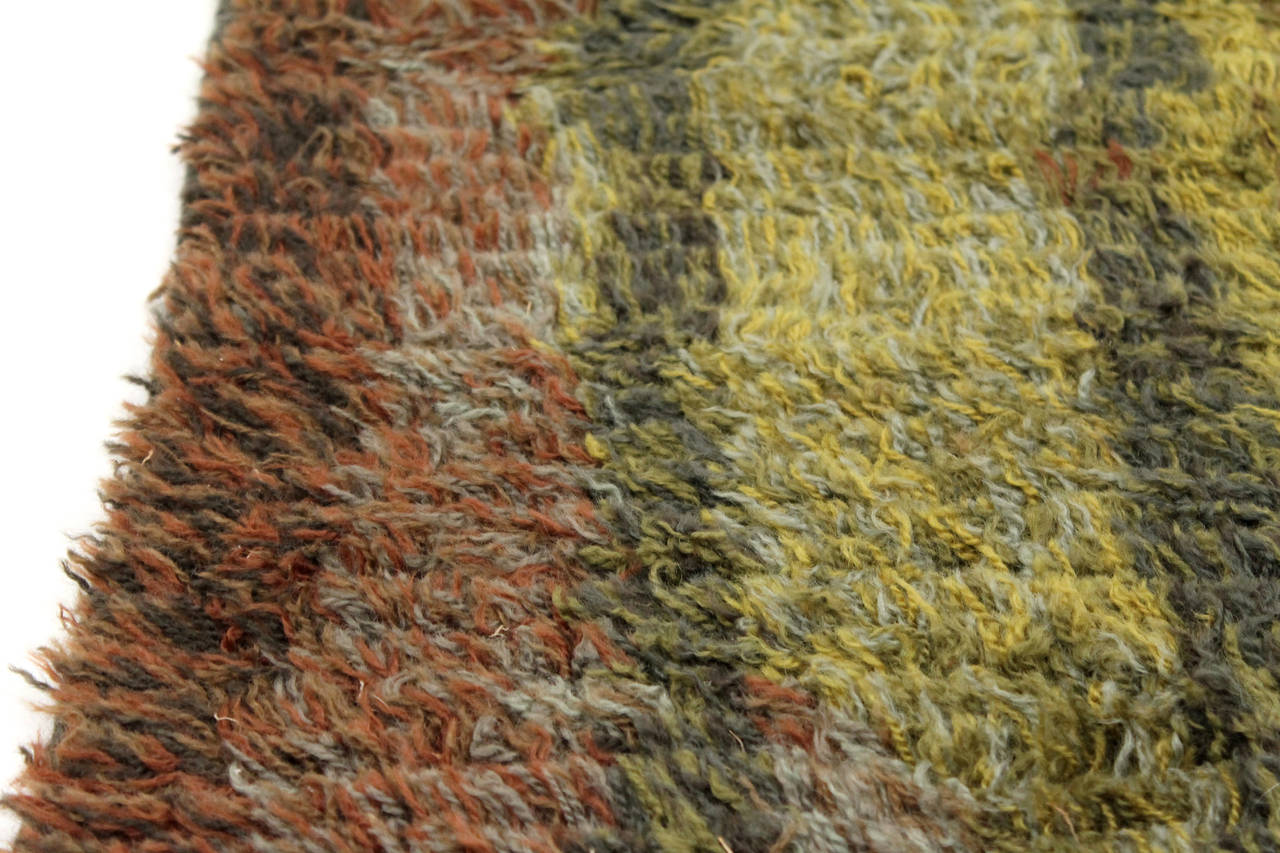 Graphic Finnish Rya Rug at 1stDibs
