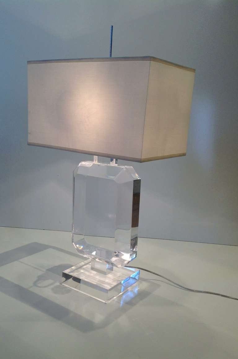 Les Prismatiques Acrylic Table Lamp For Sale at 1stDibs les lamps