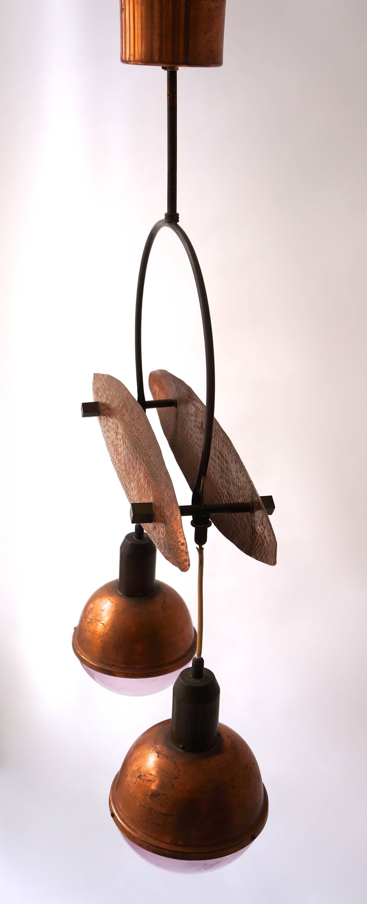 Impressive Brass Fixture For Sale at 1stDibs