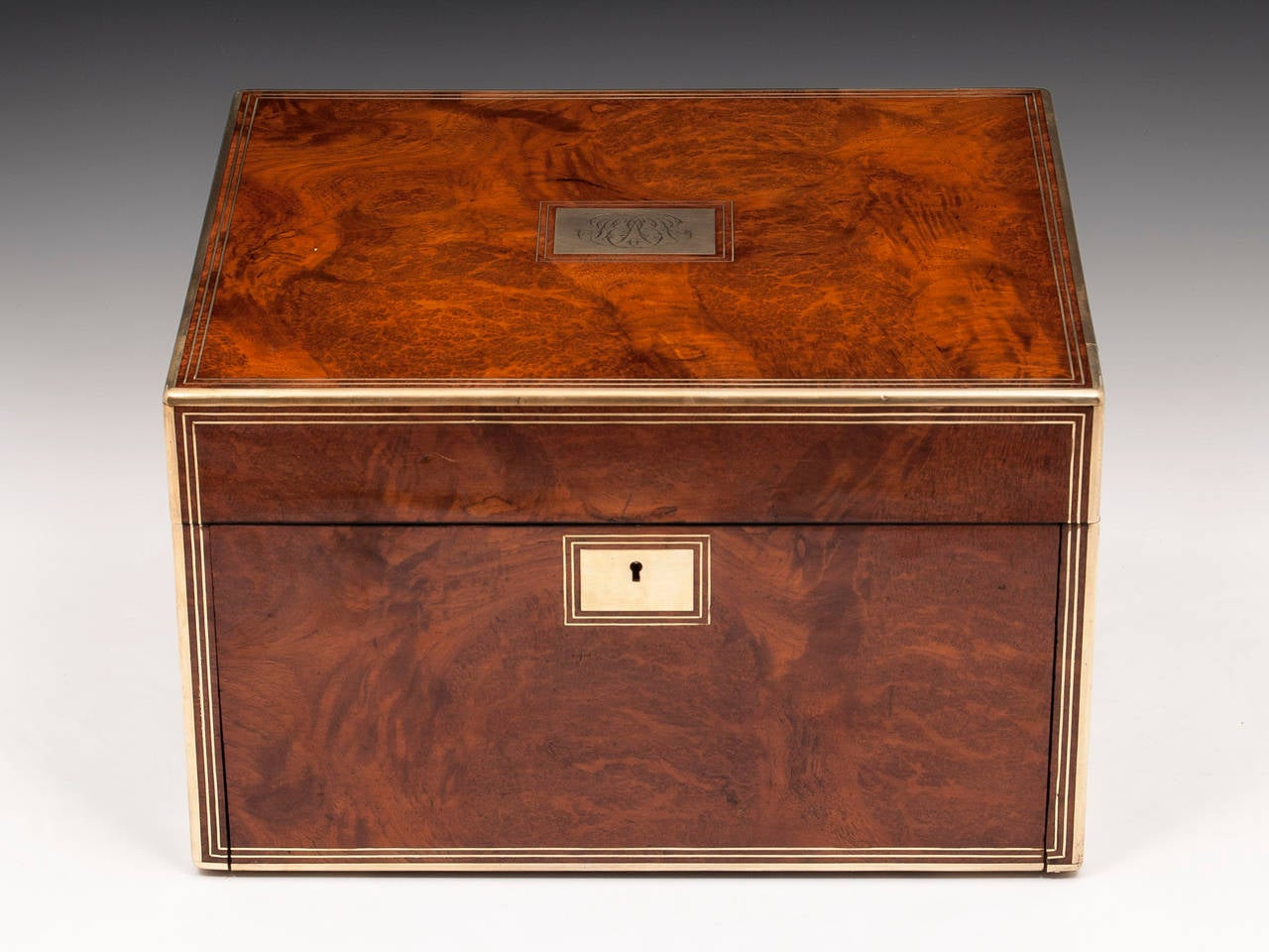 Antique Amboyna Silver Gilt Dressing Vanity Box For Sale at 1stdibs
