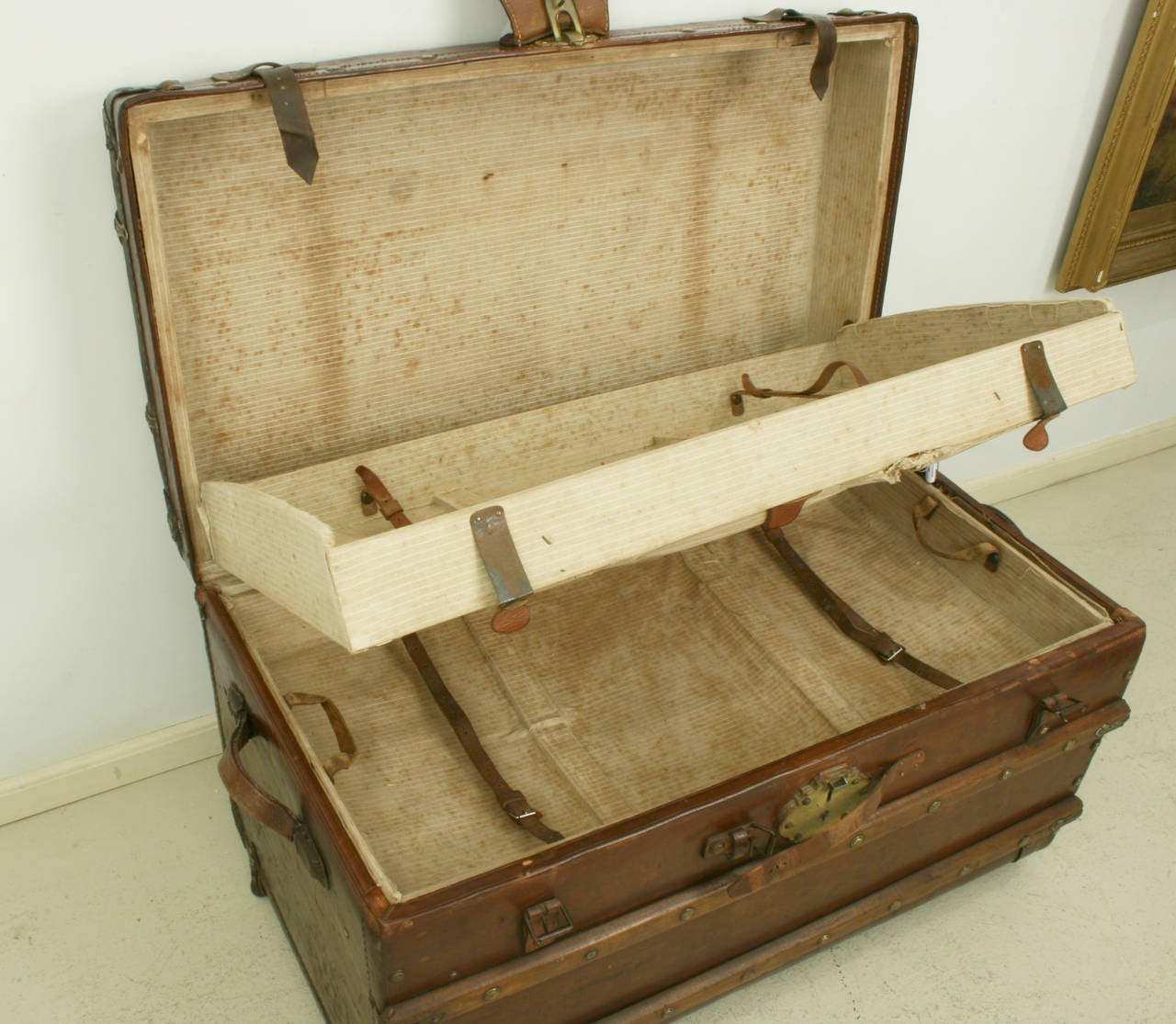 Vintage Leather Trunk at 1stdibs