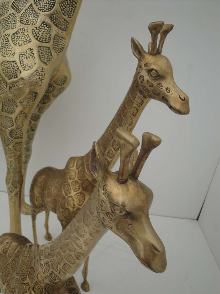Brass Giraffe Family Sculpture For Sale at 1stdibs