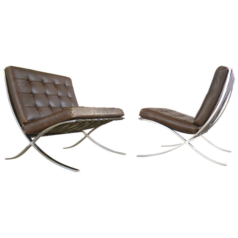 Exceptional Pair of Barcelona Chairs by Mies Van Der Rohe for Knoll For