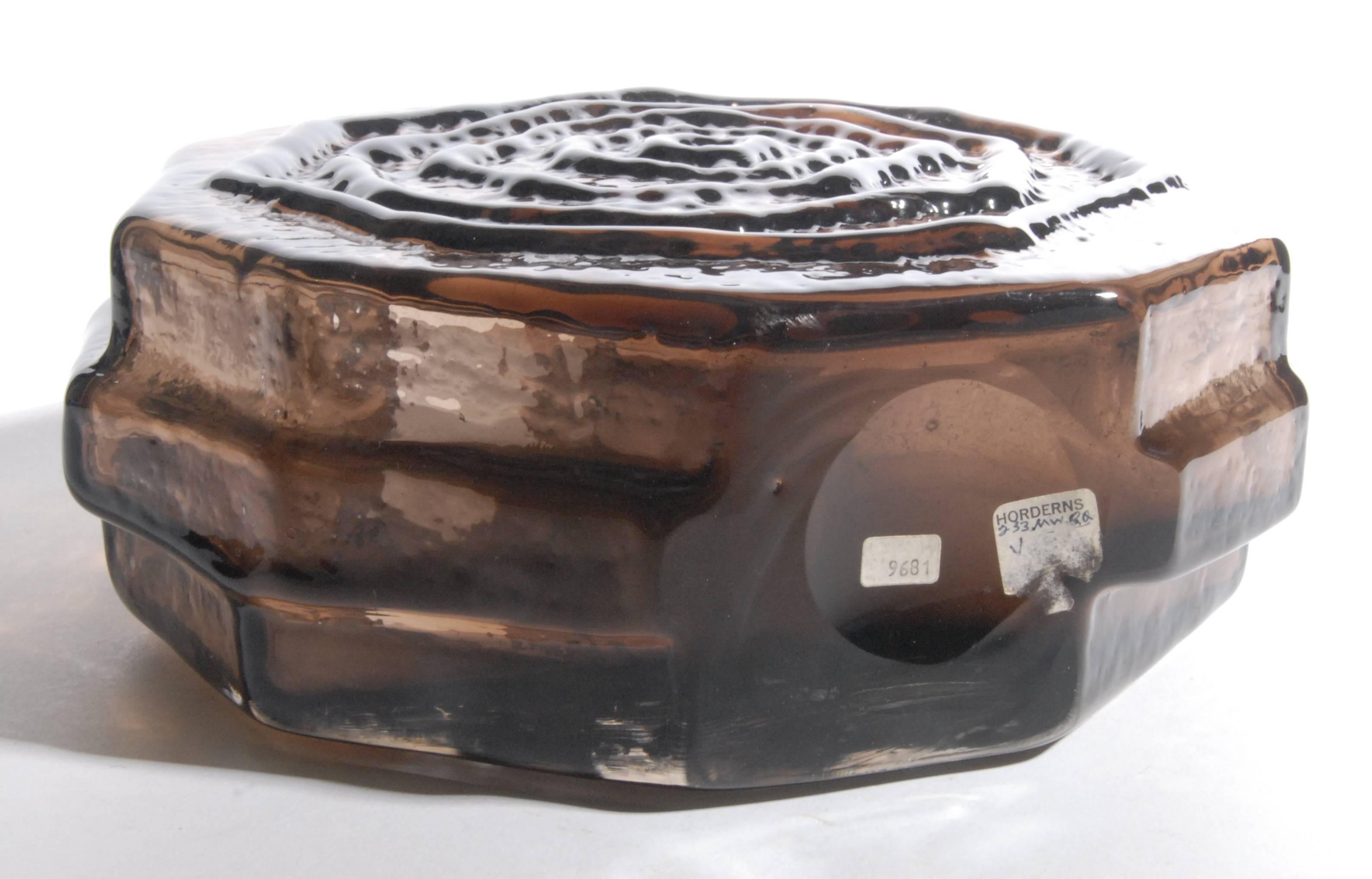 Whitefriars Geoffrey Baxter Cinnamon Banjo Vase, circa 1966 For Sale at