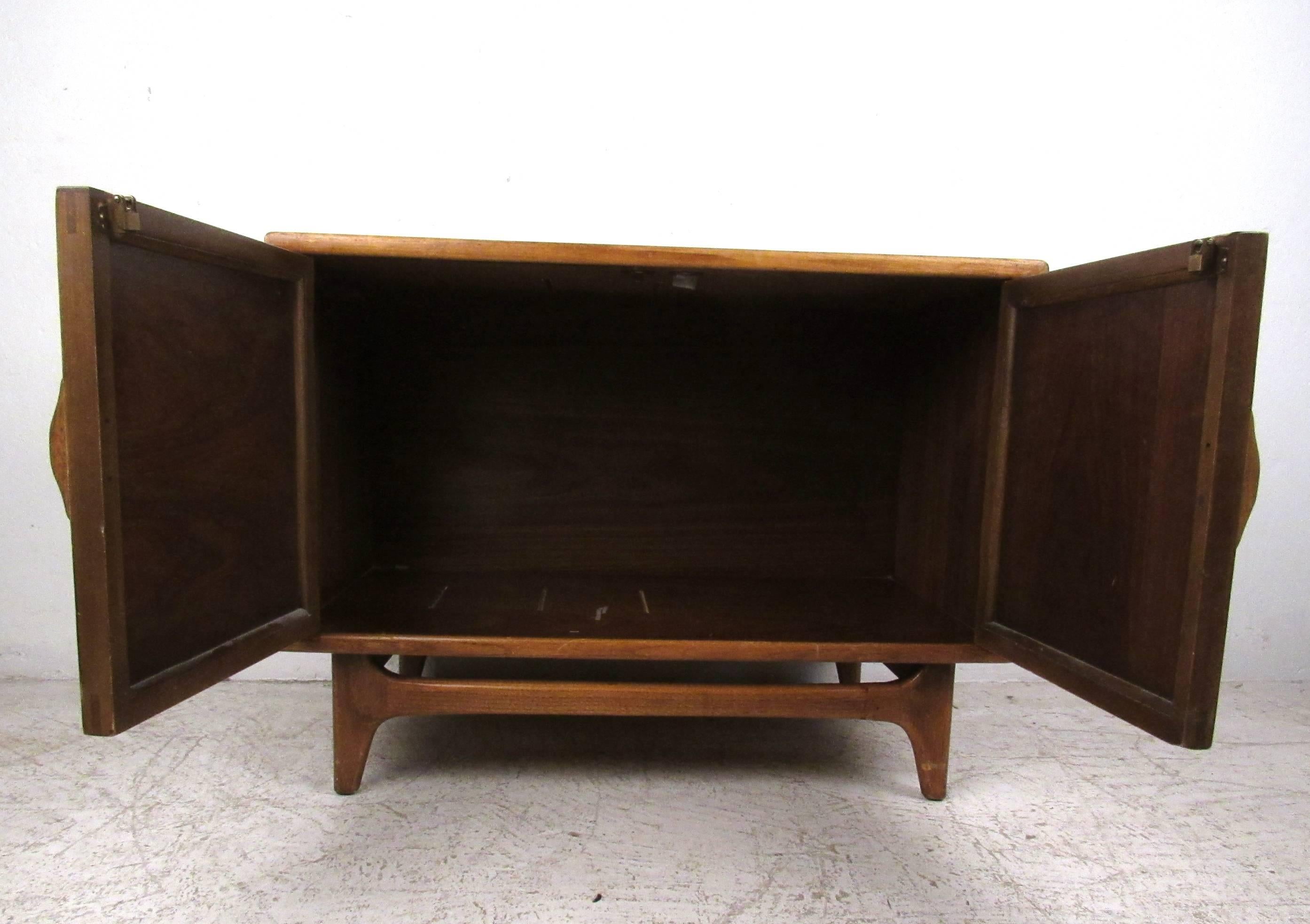 MidCentury Modern Basket Weave by Warren Church for Lane at