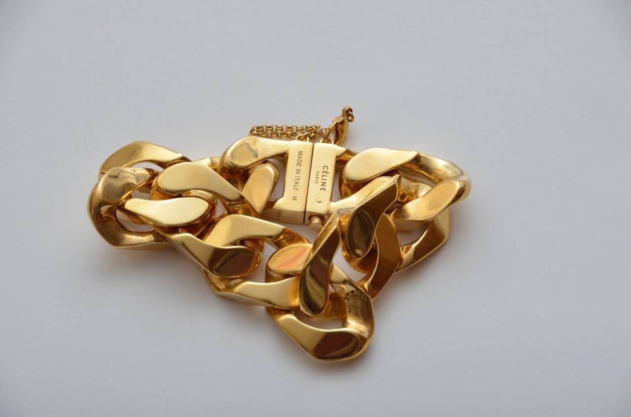 CELINE AUTHENTIC CHUNKY CUBAN GOLD TONE CHAIN BRACELET M Size at 1stdibs