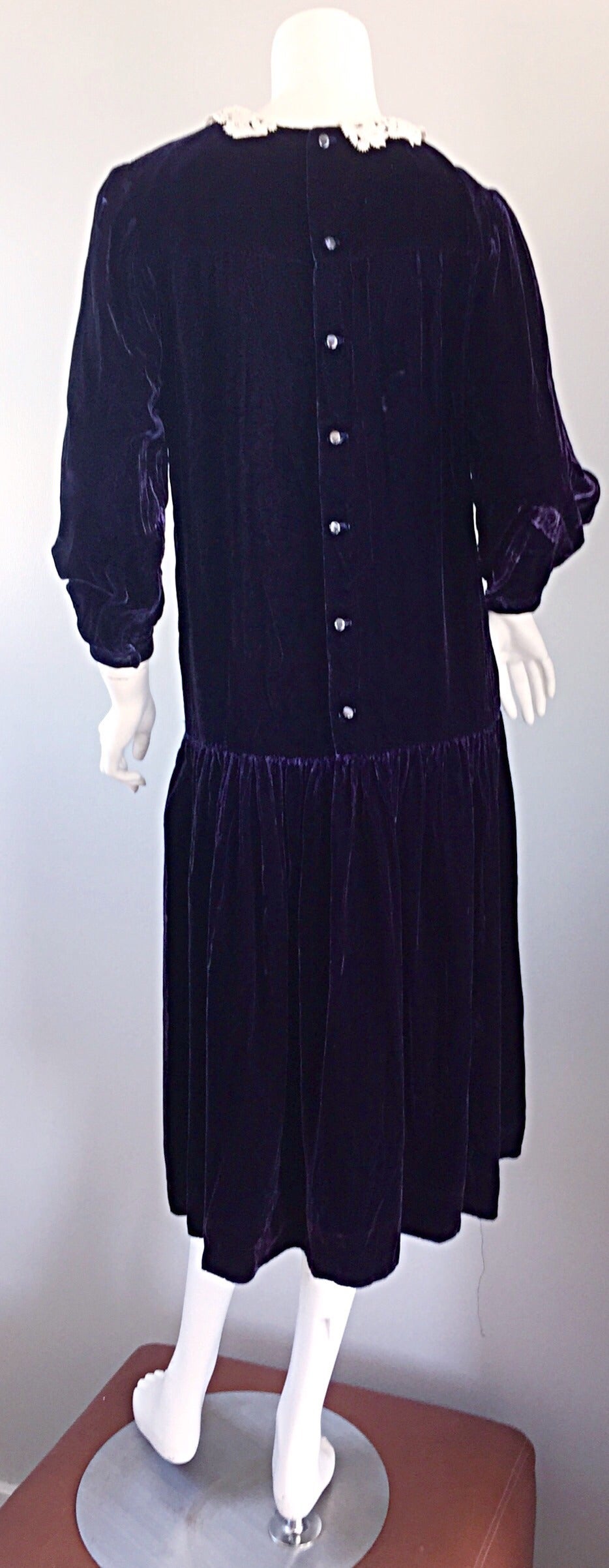 1920s Purple Eggplant Vintage Roaring 20s Velvet Flapper Dress w/ Lace