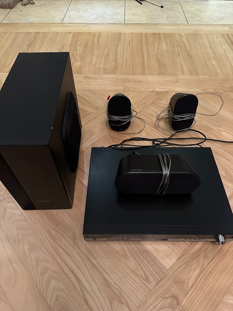 Samsung DVD Home Cinema System HTX20 Warszawa Kup teraz na Allegro