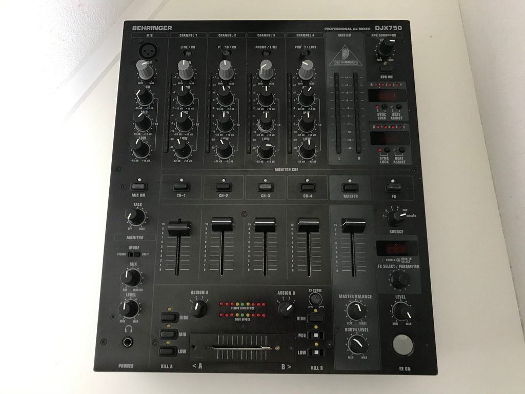 Behringer DJX750 5Channel Pro DJ Mixer Musician's Friend, 41 OFF