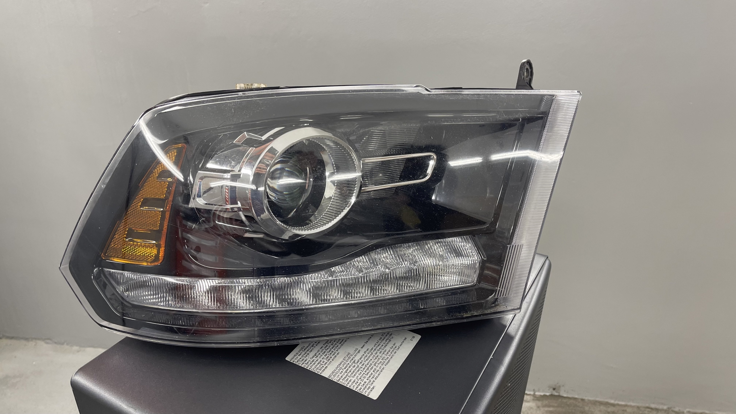 Lampy Przód Dodge Ram 1500 Czarne Komplet | Bydgoszcz | Kup teraz na