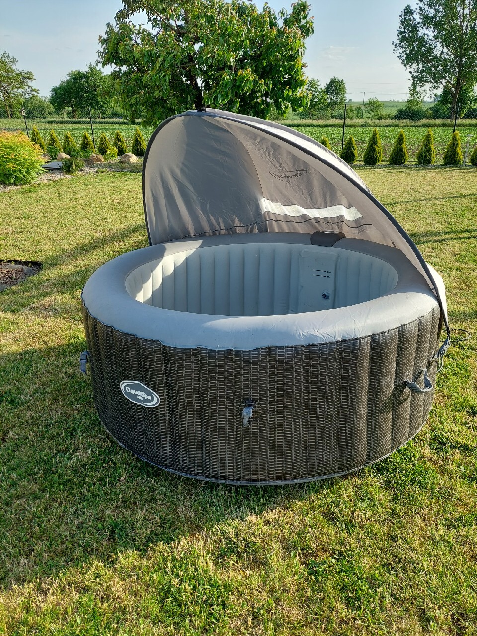 Jacuzzi dmuchane ogrodowe Clever Spa Mia Inowrocław Kup teraz na