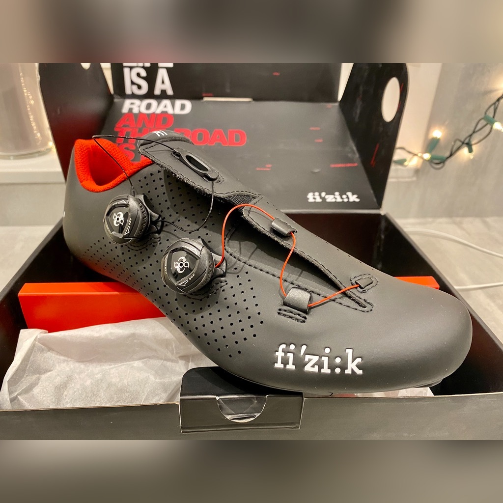 BUTY SZOSOWE FIZIK R1B UOMO CZARNOCZERWONE Gdańsk Kup teraz na
