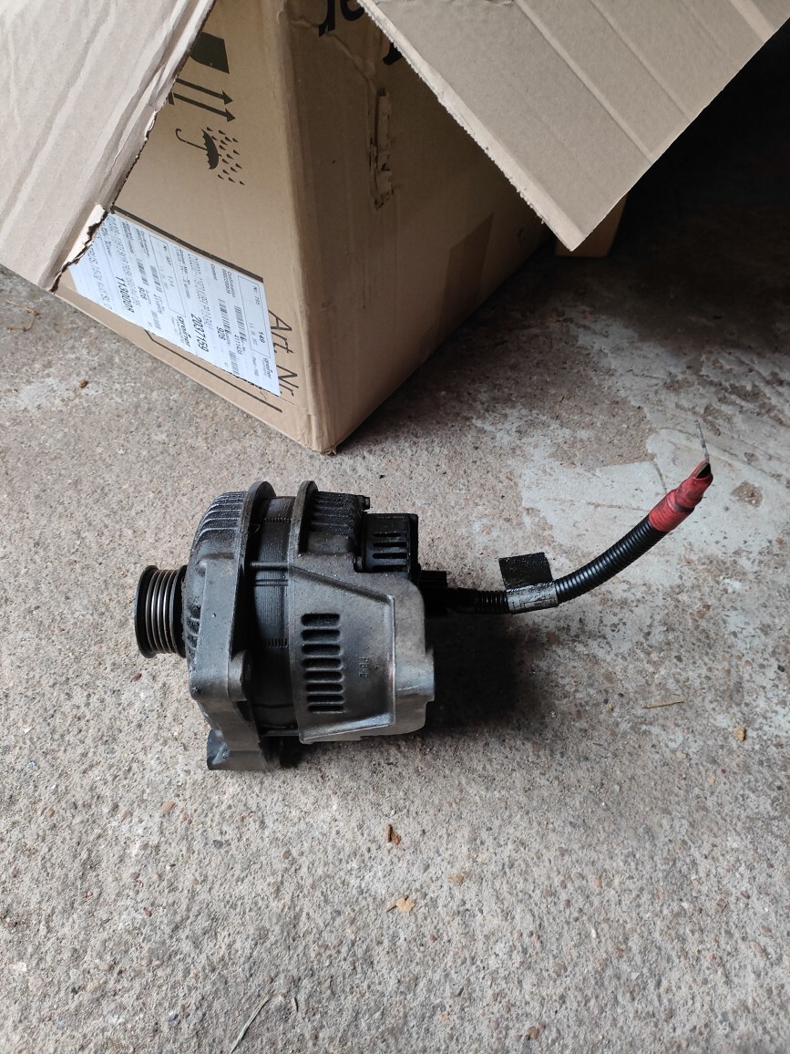 Alternator BMW E46 2.0d 136km 2247389 Gubin Kup teraz na Allegro