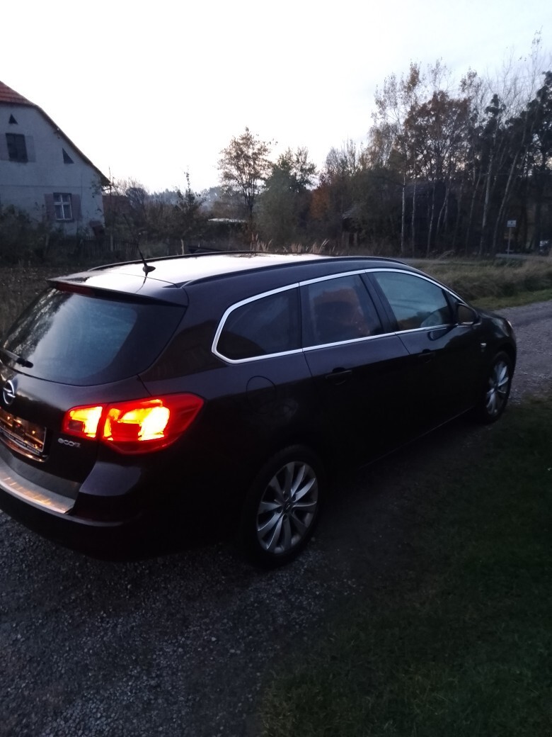 Opel Astra j kombi ćwiartka tył przód z41c Głębowice Kup teraz na