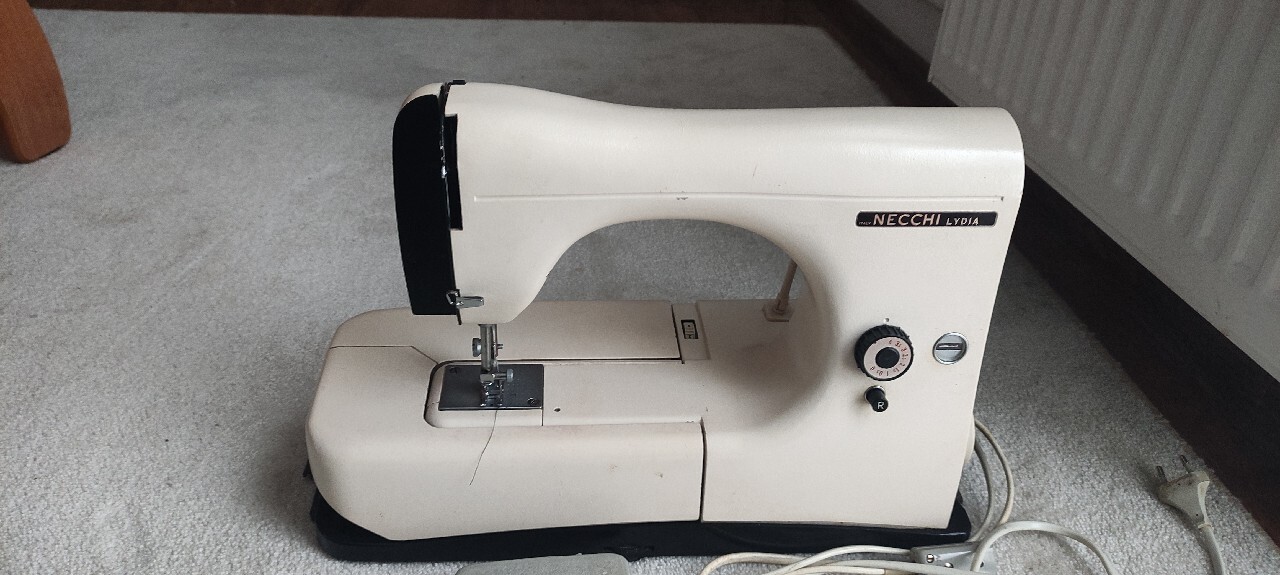 Maszyna do szycia Necchi Lydia 544 z kuferkiem Lublin Kup teraz na Allegro Lokalnie