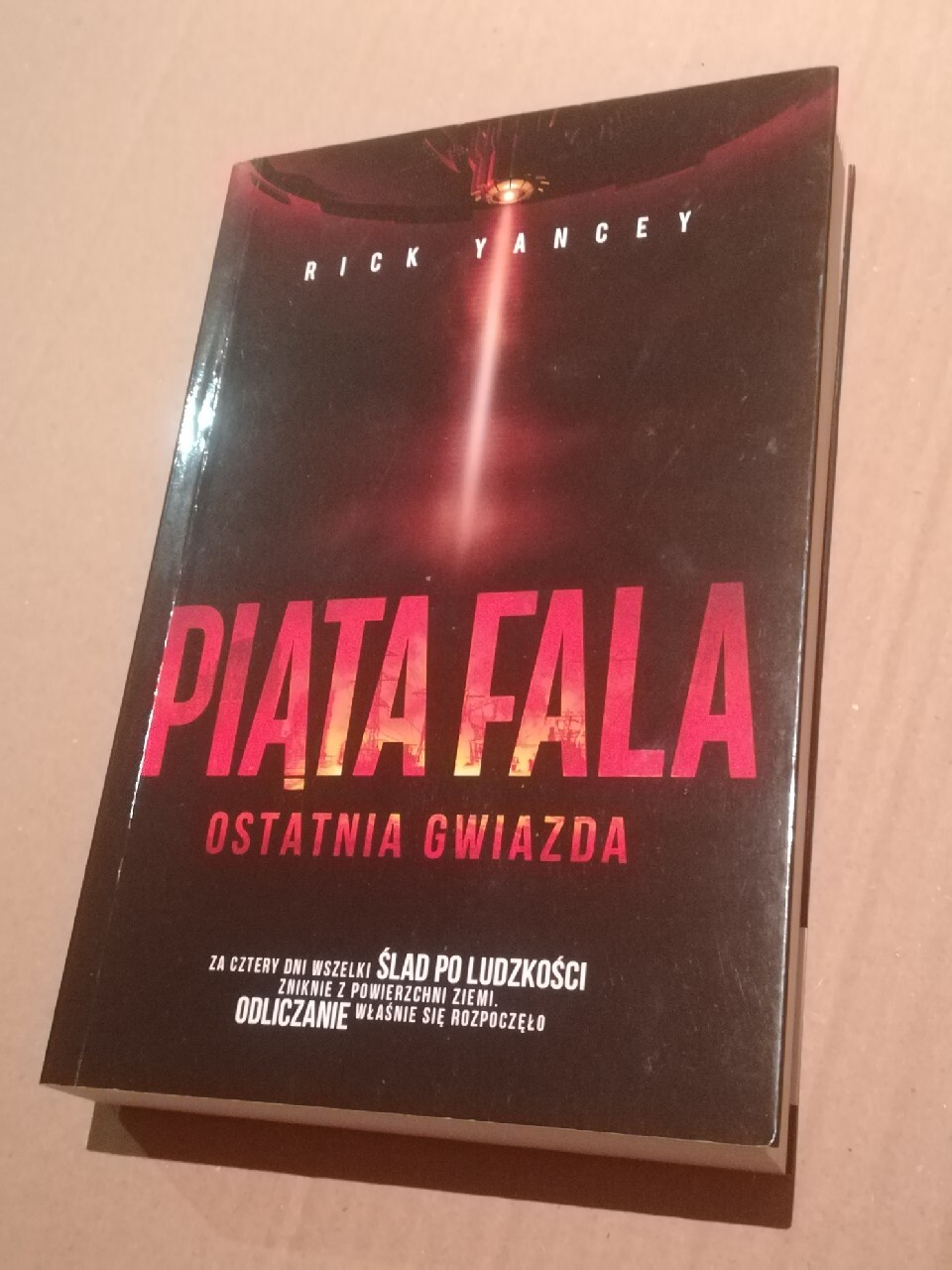 Piąta Fala ostatnia gwiazda Rick Yancey Ryki Kup teraz na Allegro