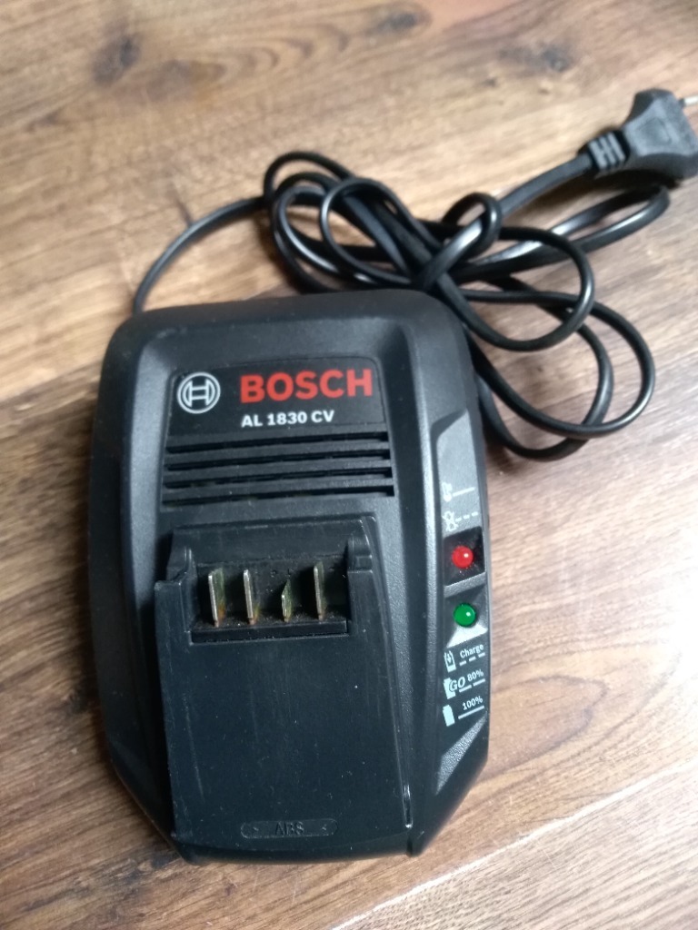 BOSCH AL 1830 CV ŁADOWARKA AKUMULATOROWA | Wrocław | Licytacja na