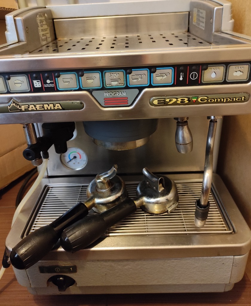 Ekspres do kawy FAEMA E98 Compact OTWOCK Kup teraz na Allegro Lokalnie