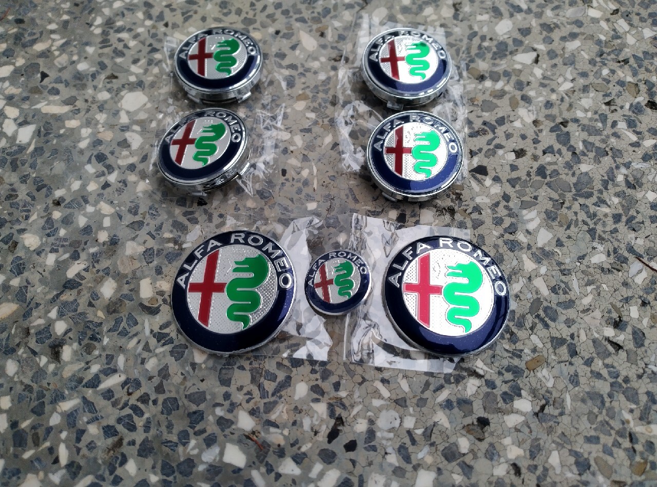 ALFA ROMEO LOGO ZNACZEK 159 DEKIELKI zestaw Biała Podlaska Kup