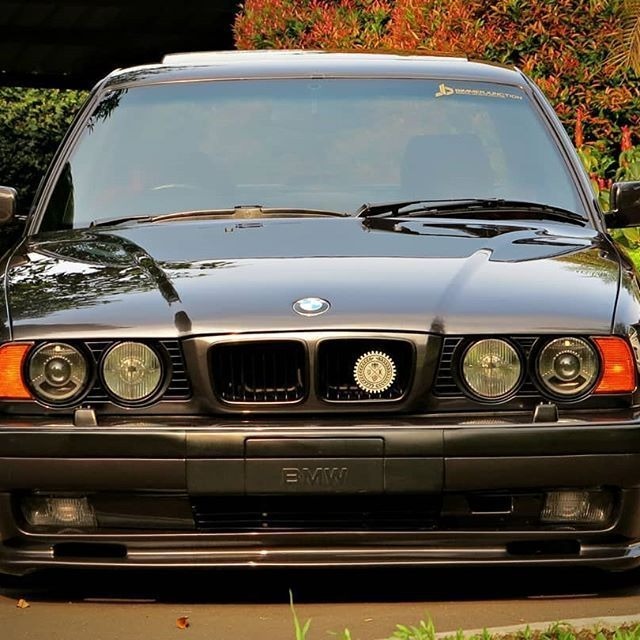 zestaw zender bmw e34 rarytas body kit Warszawa Ogłoszenie na