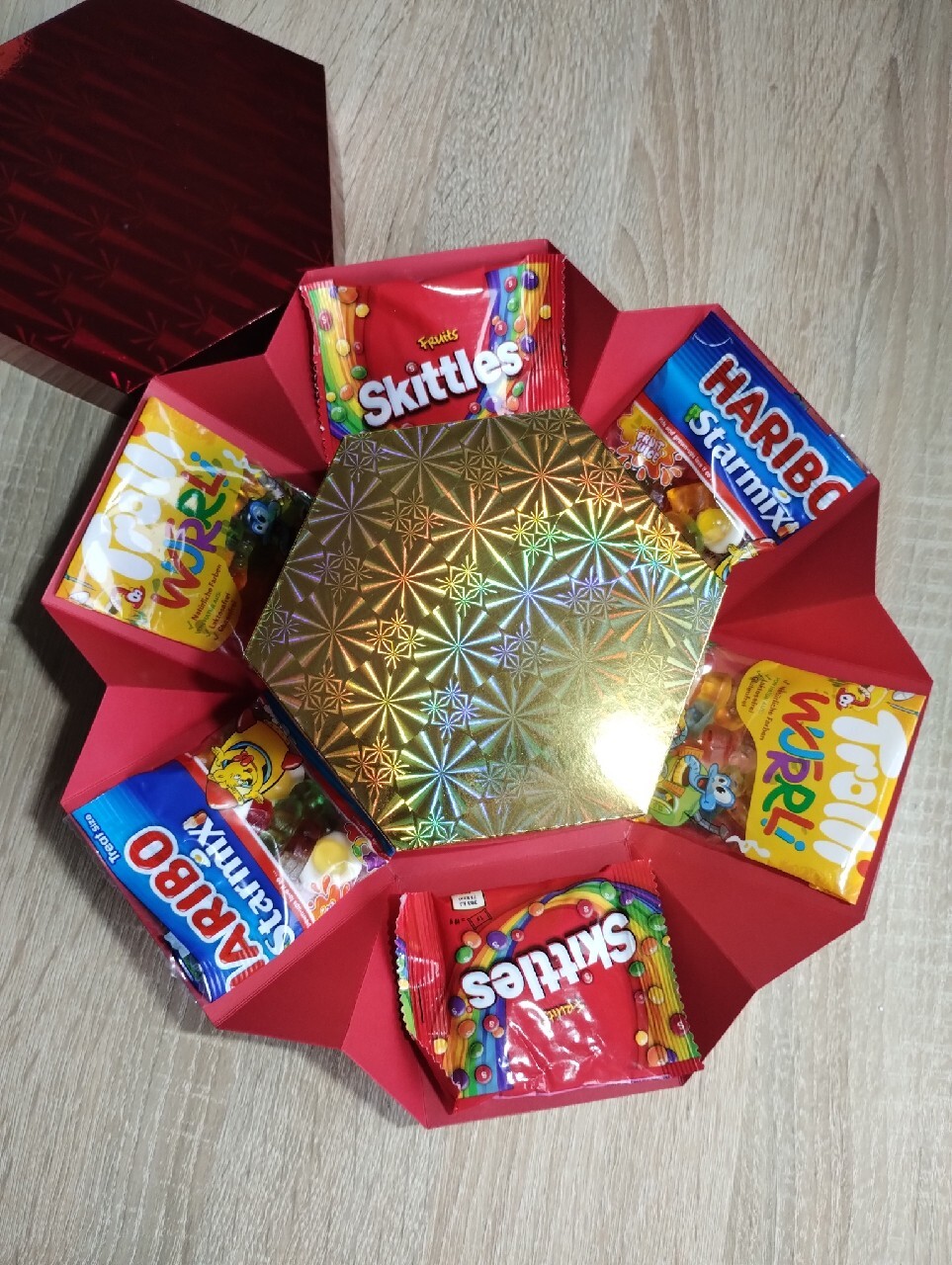 Exploding Box ze słodyczami, Sześcian PREZENT Częstochowa Kup teraz