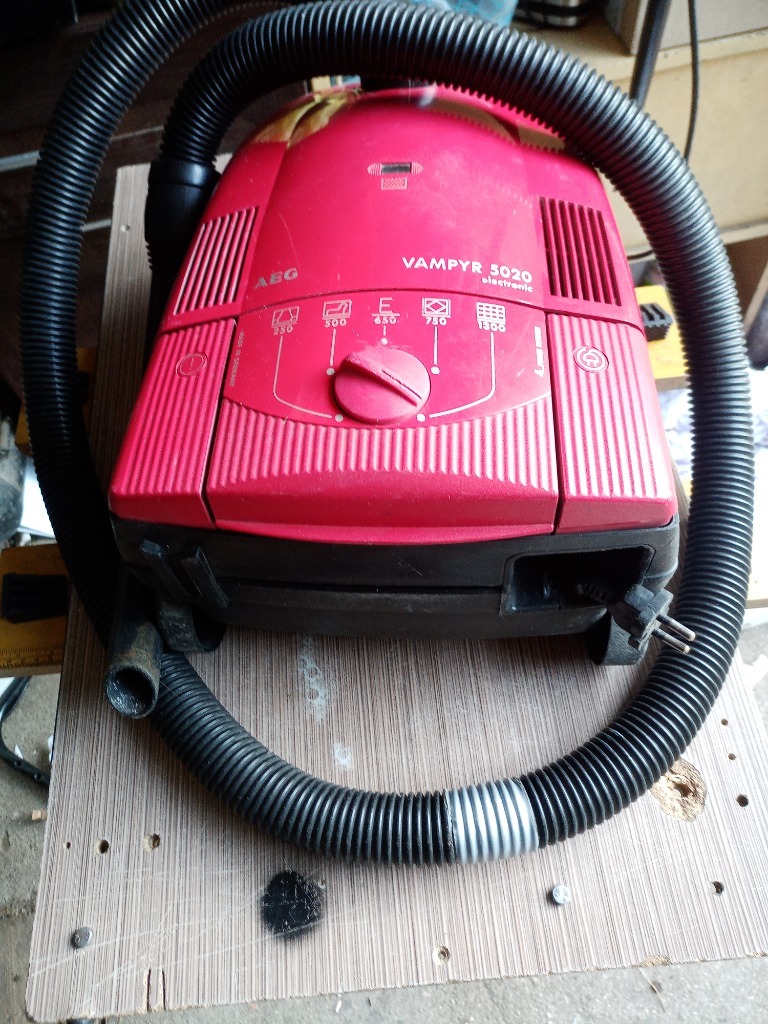 Odkurzacz workowy AEG VAMPYR 5020 1300W czersk Kup teraz na Allegro