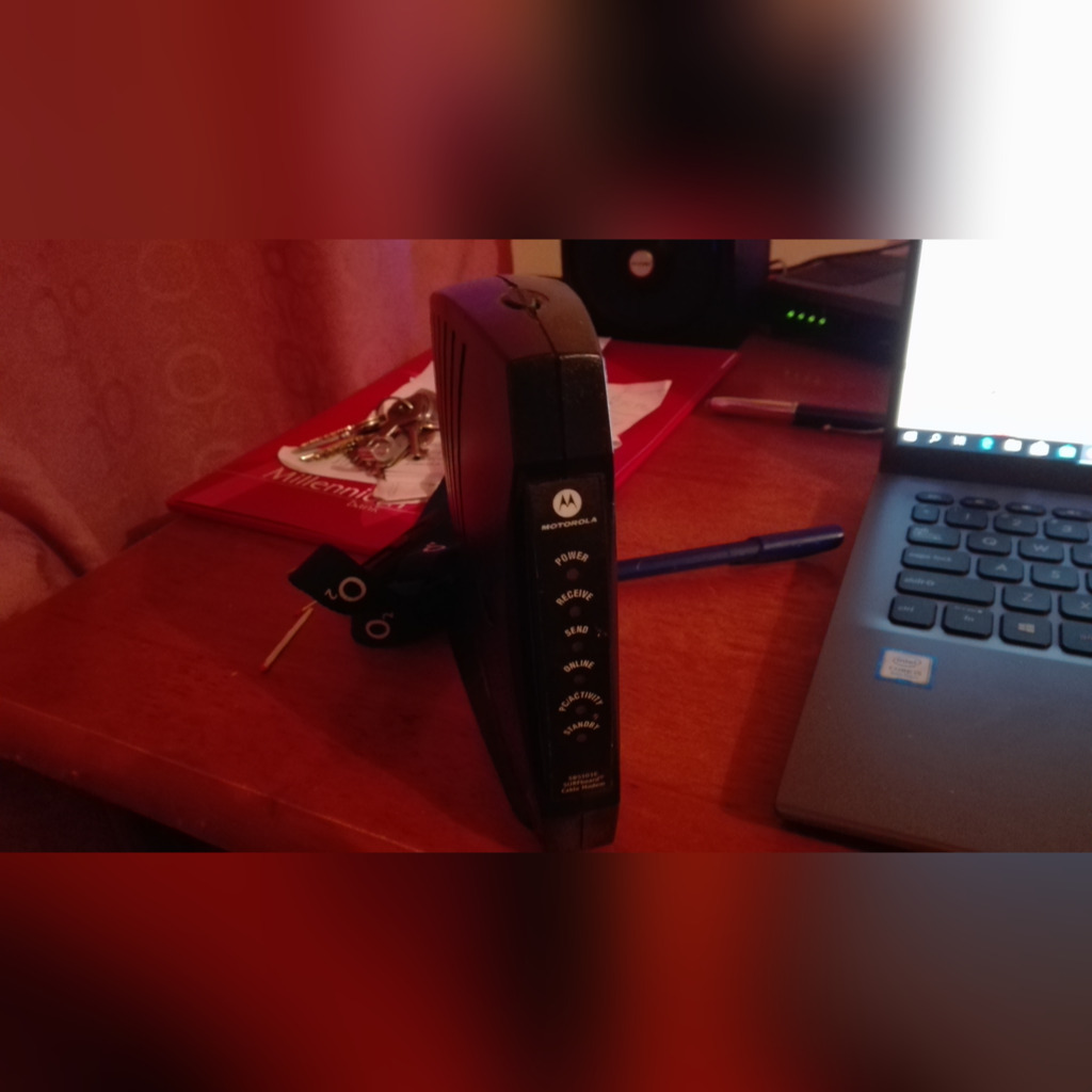 Motorola SB5101E SURFboard модем купить в украине недорого: продажа на