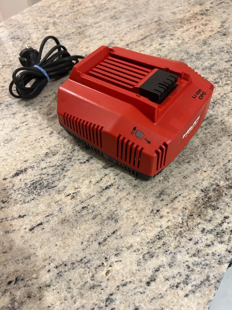 Ładowarka Hilti C4/36-350 LI-ion CPC | Wrocław | Licytacja na Allegro