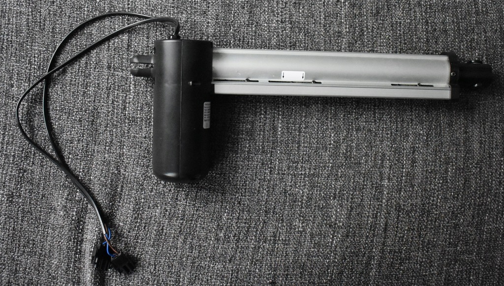 Siłownik elektryczny CIAR SpA 61100 PESAROITALY