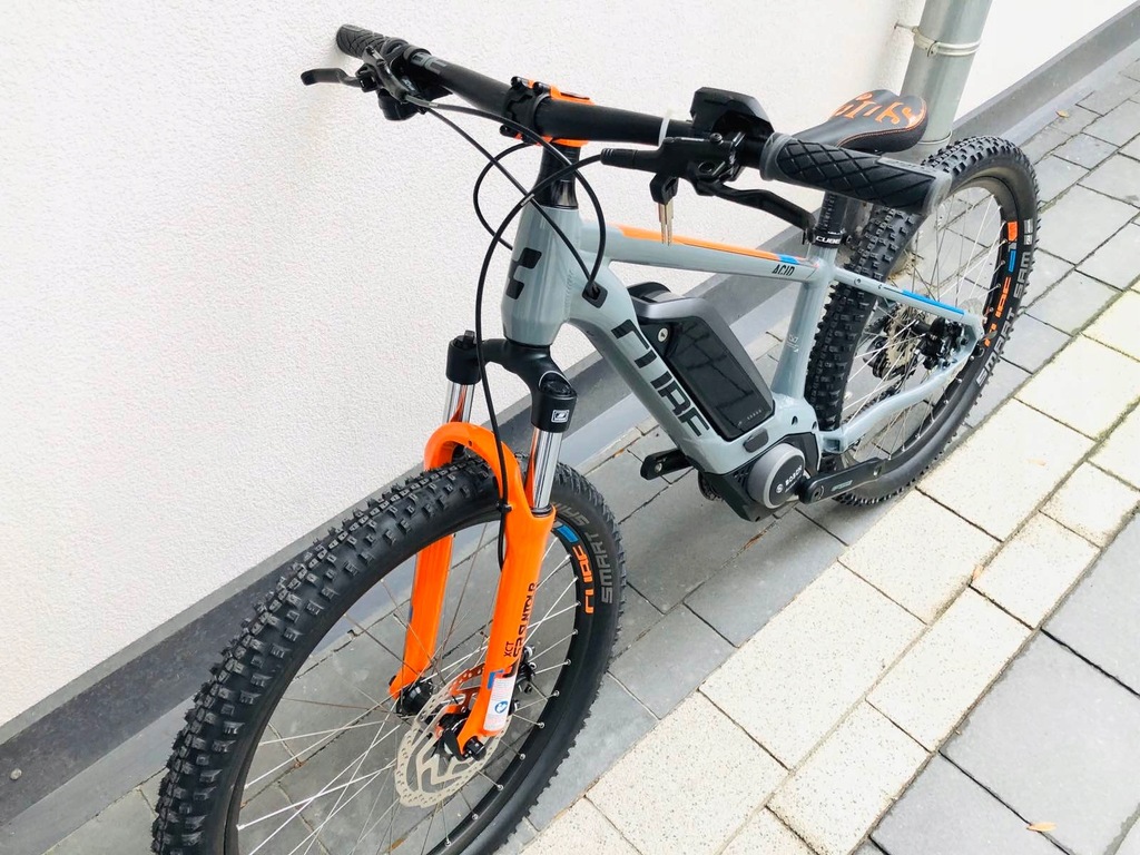 Rower elektryczny CUBE Acid 240 dla dziecka 2020 8772303938