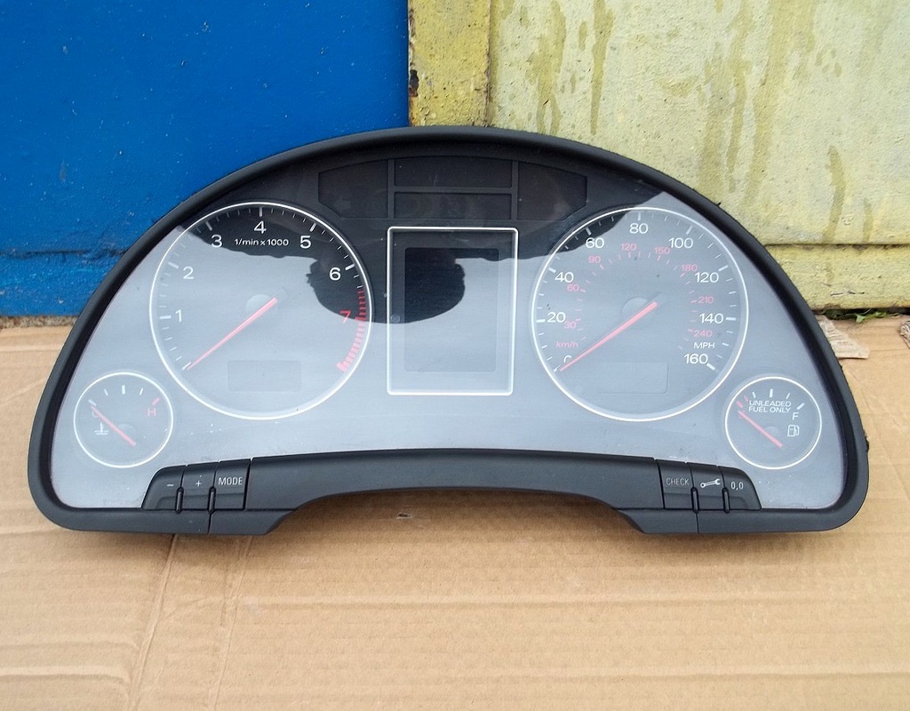 AUDI A4 B6 3.0 V6 AVK 0104 Liczniki ZEGARY 13040939984 oficjalne