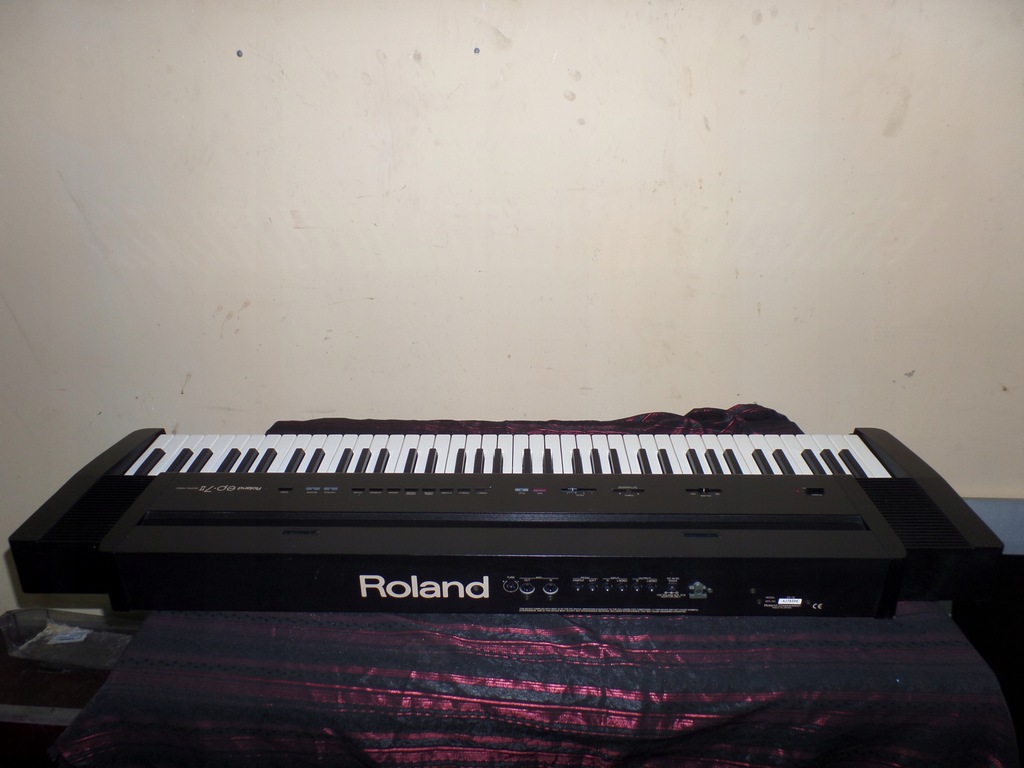 KEYBOARD ROLAND EP7 II DIGITAL PIANO 7790072605 oficjalne archiwum