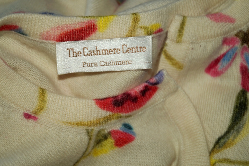 THE CASHMERE CENTRE 100 kaszmir w kwiaty NOWY 44 12844919704