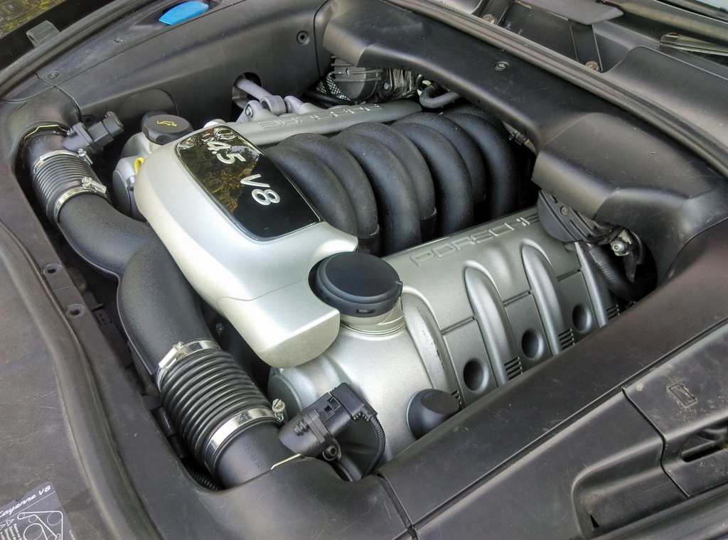 Silnik Porsche Cayenne 4,5 Słupek, alu. magistrala 7776821490