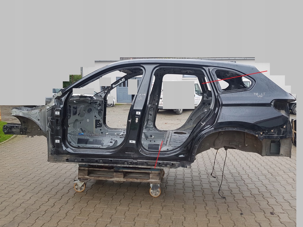 BMW X1 F48 błotnik ćwiartka lewa tył tylna czarna 12795469422