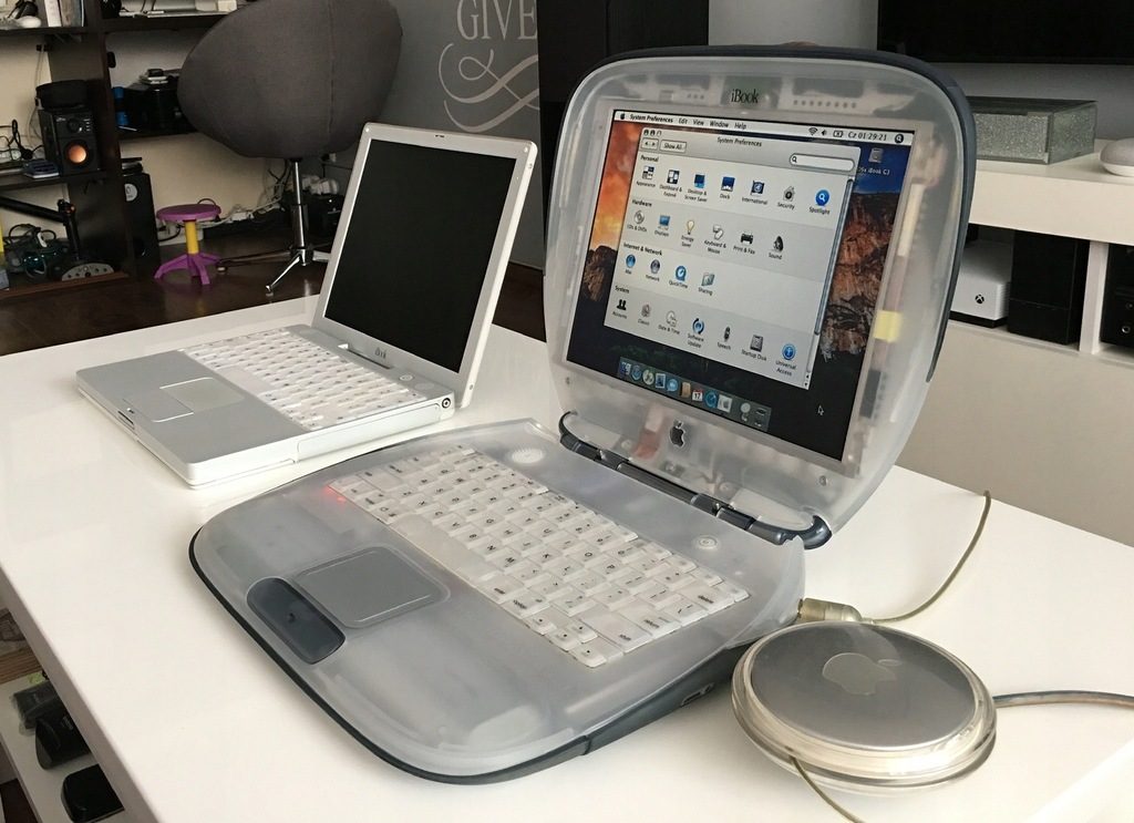 iBook G3 Clamshell Clear 32GB micro SSD Jojo 8318832044 oficjalne