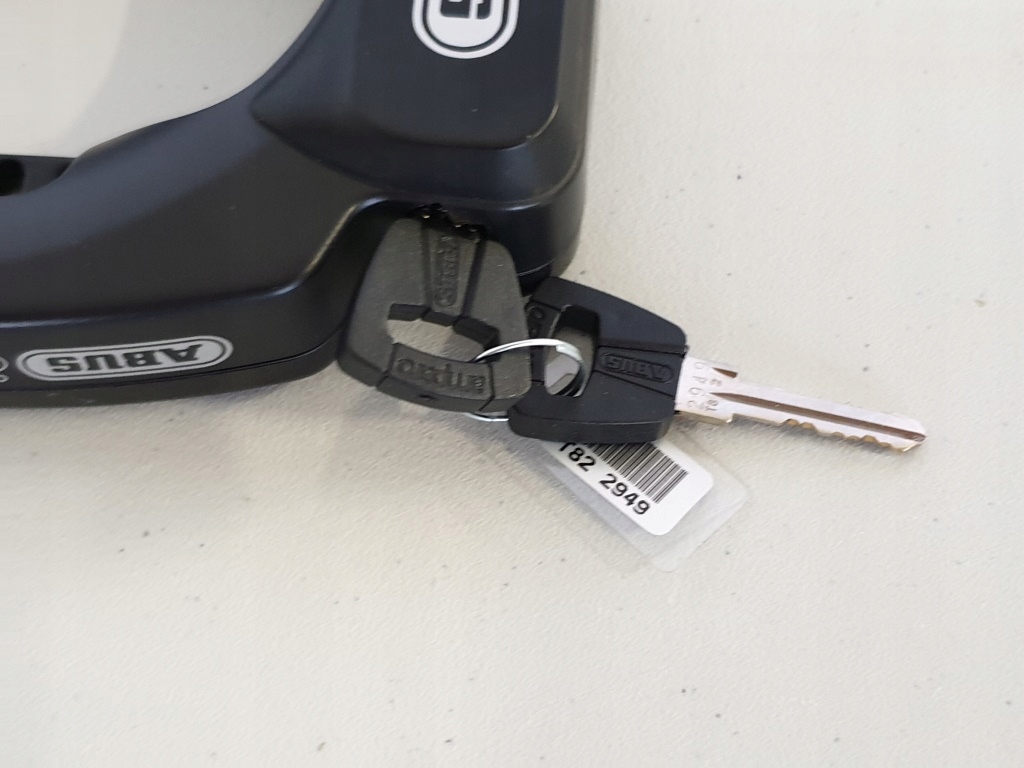 BLOKADA TYLNEGO KOŁA ABUS AMPARO D 58292 NOWA 4850 - 8357978162