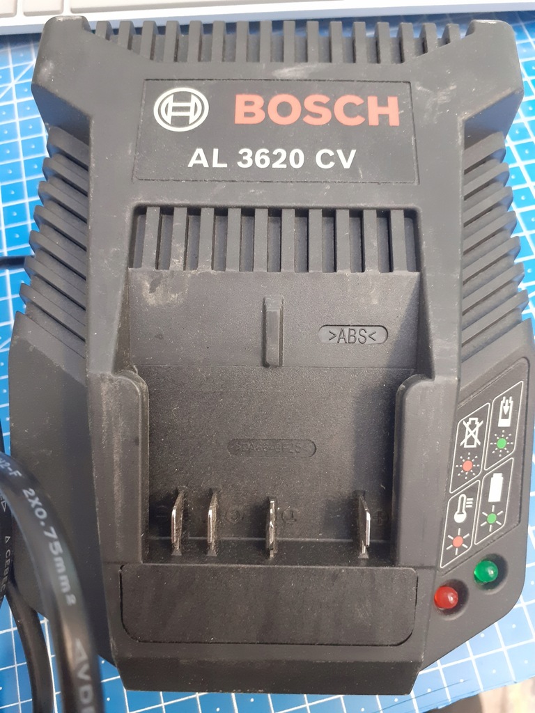ŁADOWARKA BOSCH AL 3620 CV 36 V 9097416849 oficjalne archiwum Allegro