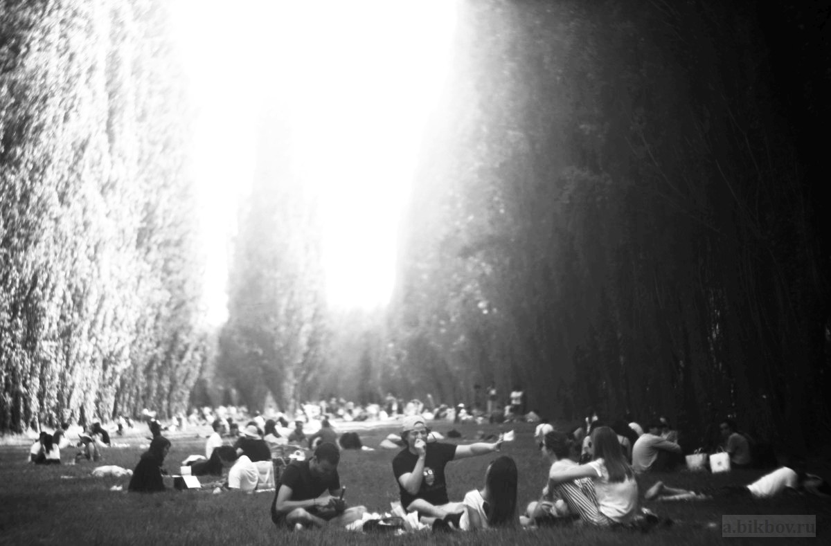 A week-end at Parc de Sceaux near Paris, in a vacation mood after lockdown