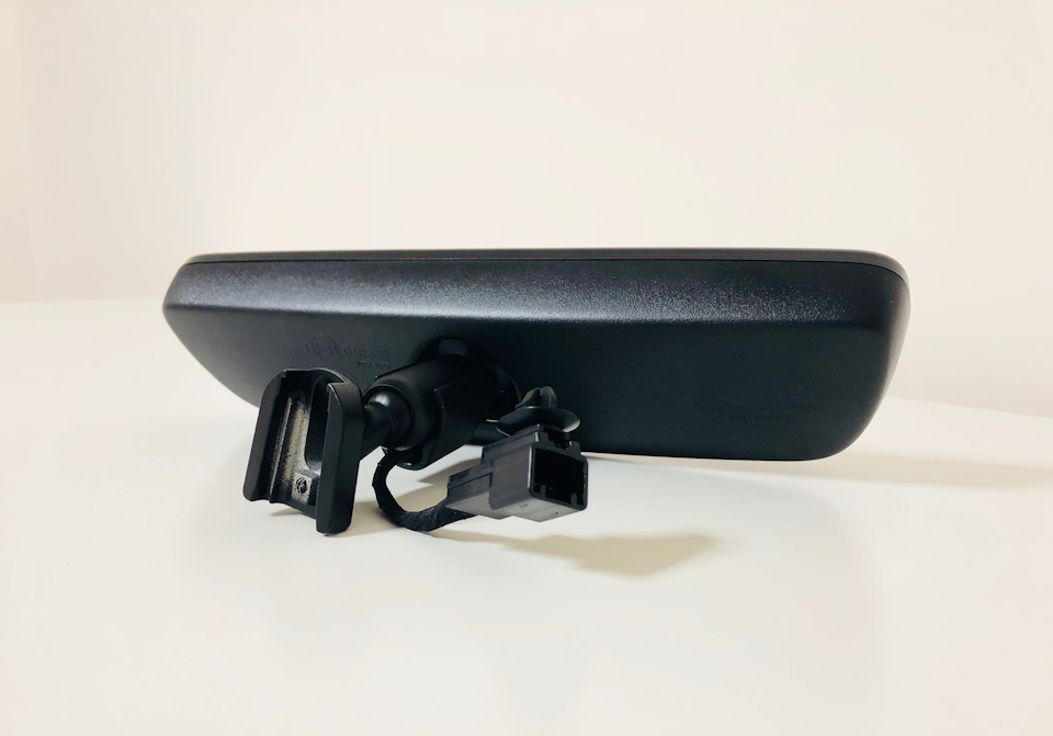 OEM Toyota AutoDimming Rear View Mirror — Toyota RAV4 (IV), 2,5 л