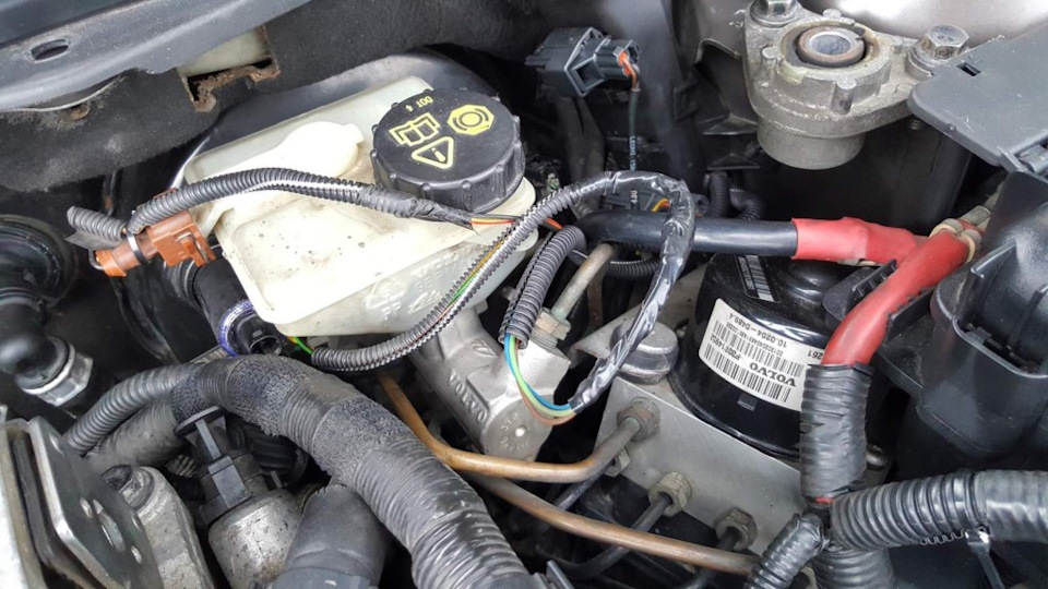 BRAKE ASSIST SERVICE REQUIRED.Не долго музыка играла, или колхоз по