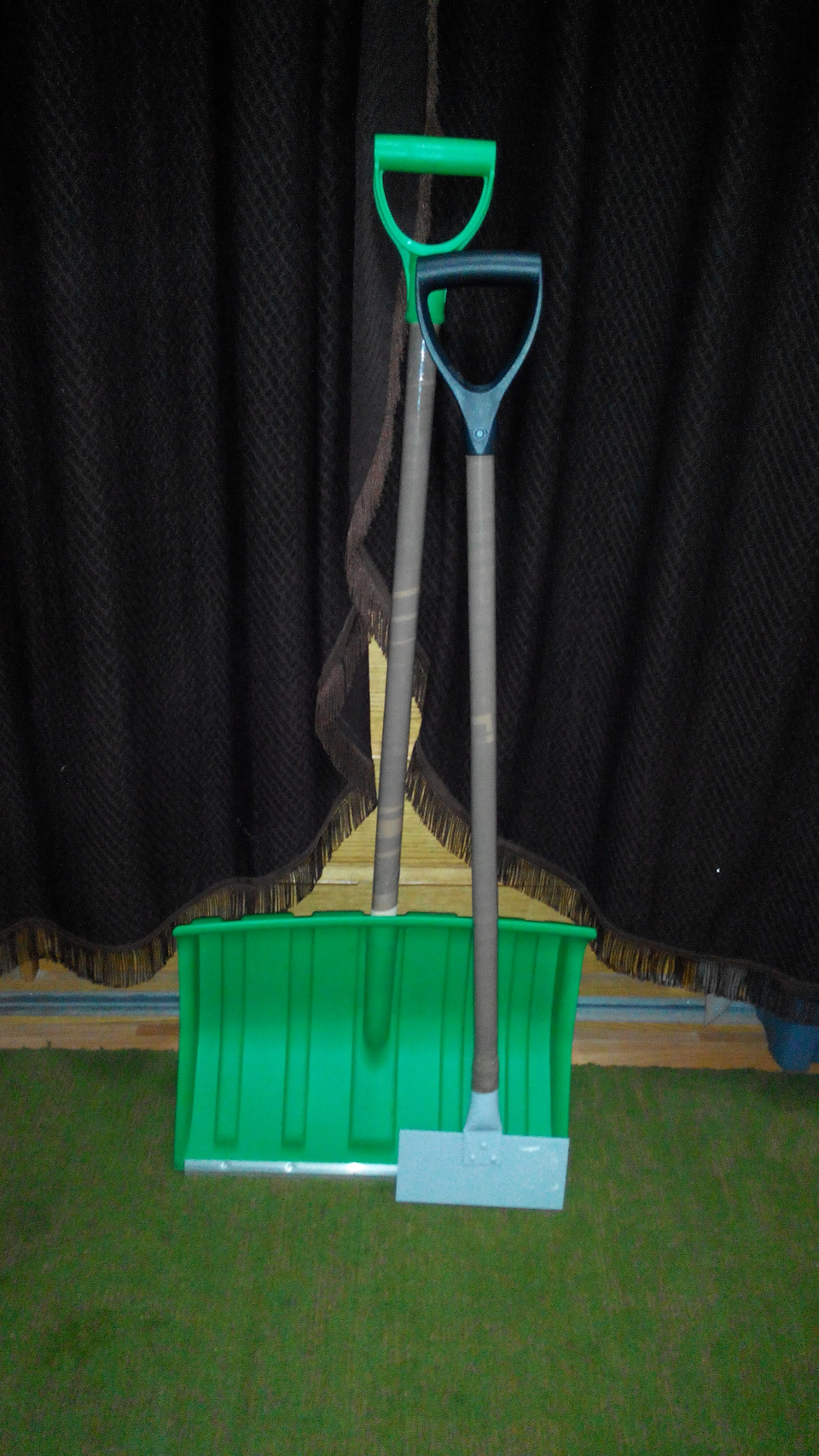 К непогоде готов! — Volkswagen Jetta VI, 1,6 л, 2014 года аксессуары