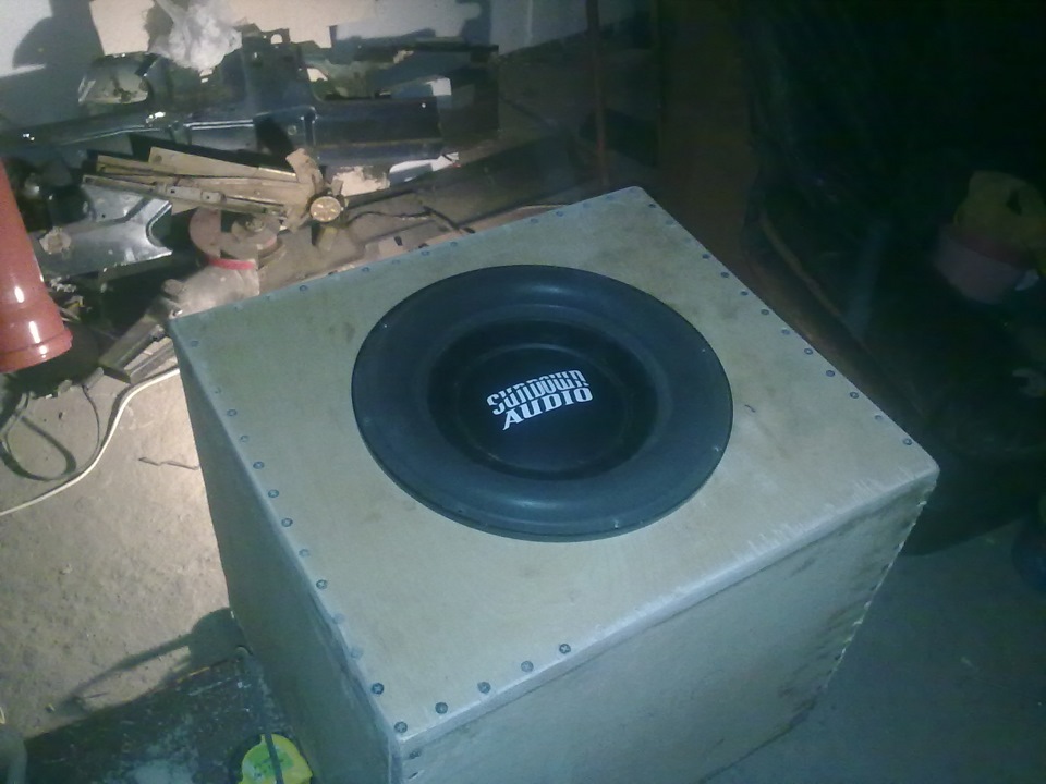 Короб под Sundown Audio Z12 v.2 — Lada 21083, 1,5 л, 1993 года