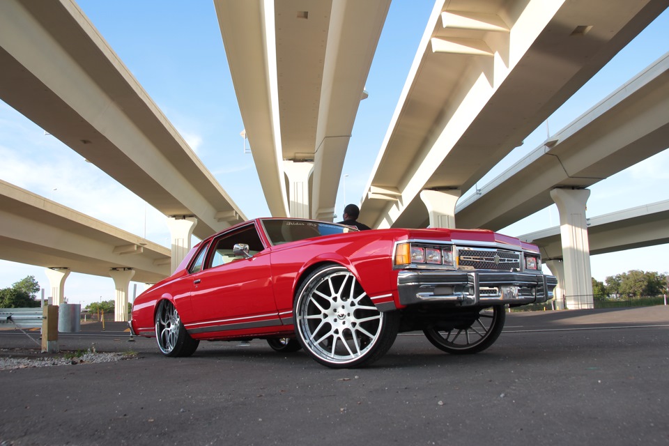 1977 Chevrolet Caprice BOX Chevy — World Installer Magazine на DRIVE2