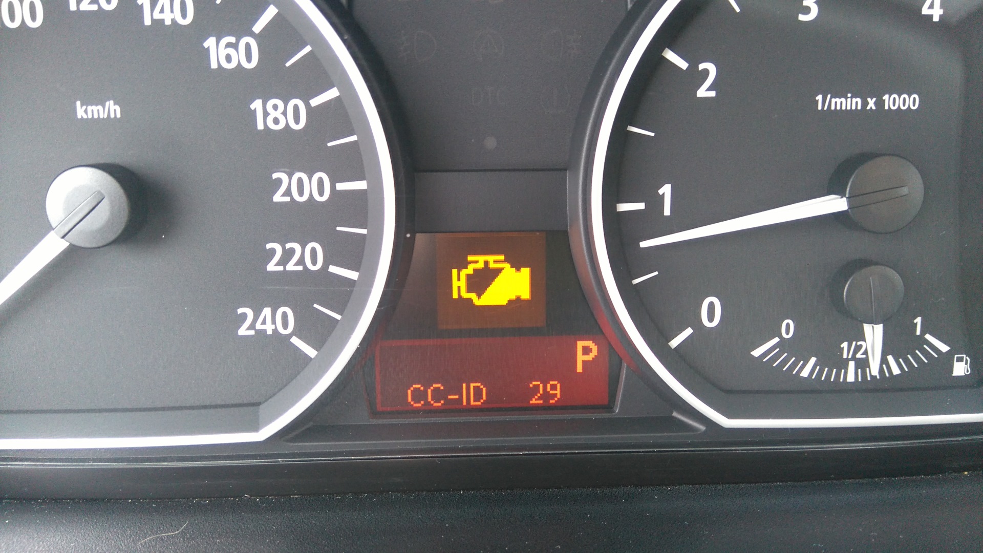 Check gas cap bmw x3 e83 что означает 80 фото