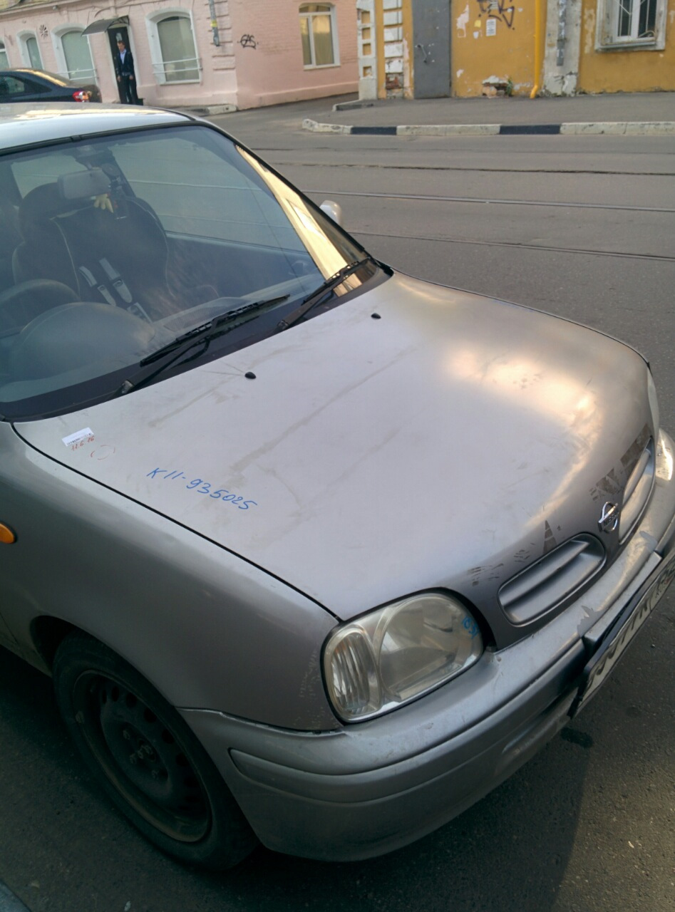 Замена капота — Nissan March (K11), 1 л, 2001 года кузовной ремонт