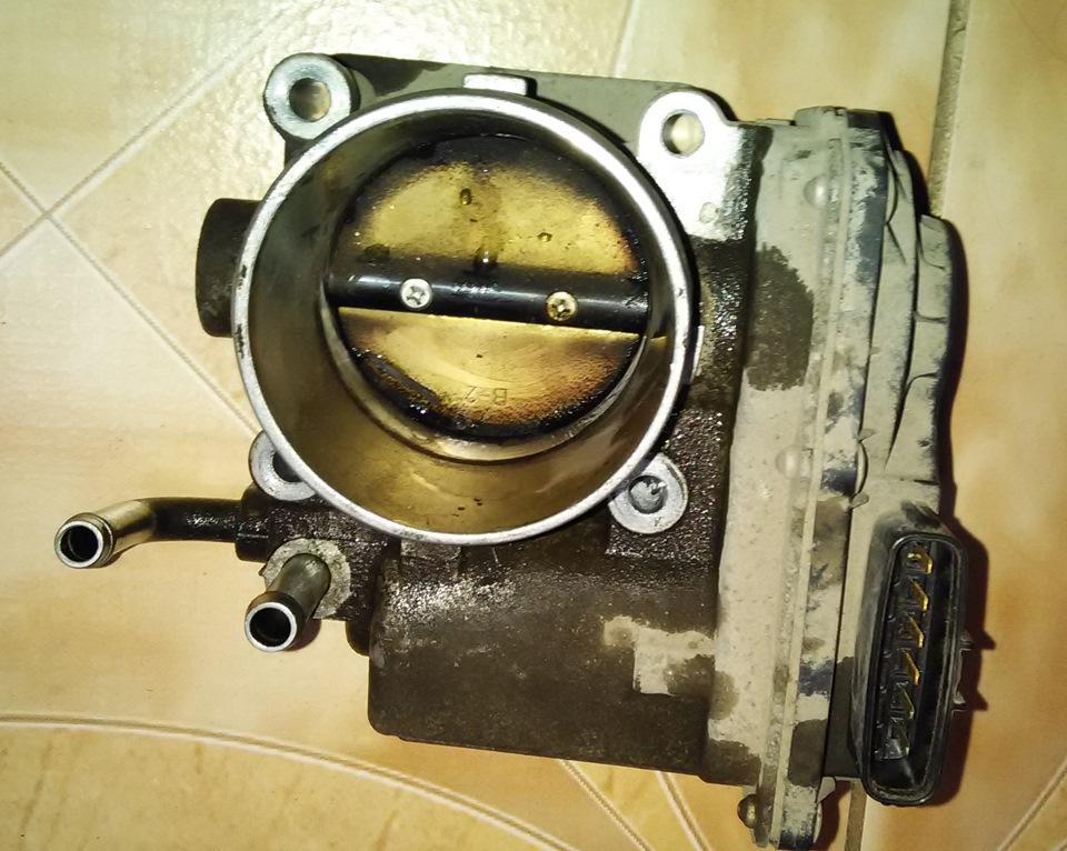 Почистил дроссельную заслонку — Suzuki Grand Vitara (2G), 2 л, 2007